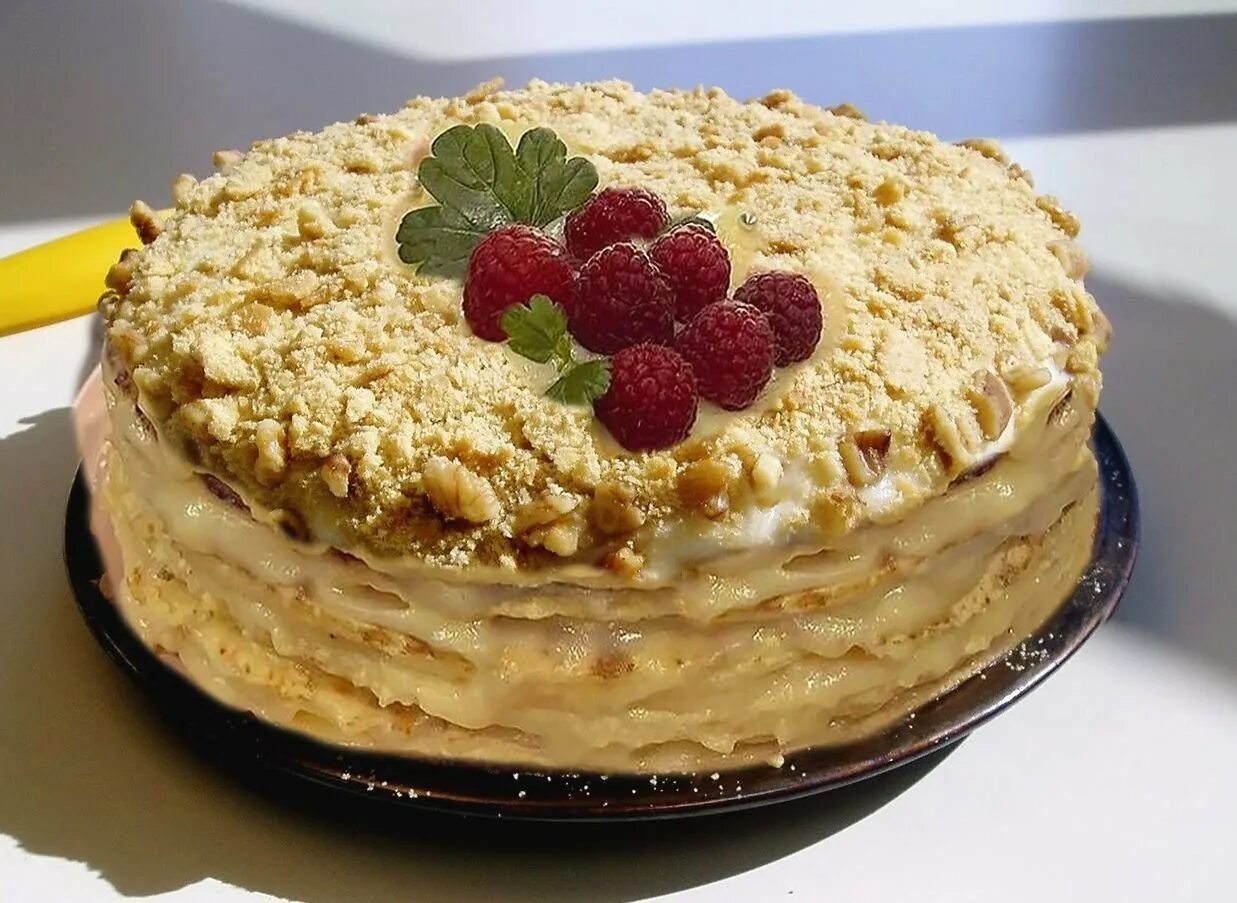 Рецепт творожного наполеона с заварным кремом. Творожный Наполеон торт. Торт Наполеон с заварным кремом. Заварной крем для Наполеона. Торт "ленивый Наполеон".