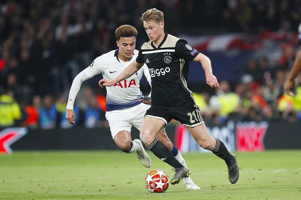 Тоттенхэм алкмар прогноз. Аякс тоттенхэм. футбол клуб тоттенхэм. ajax tottenham.