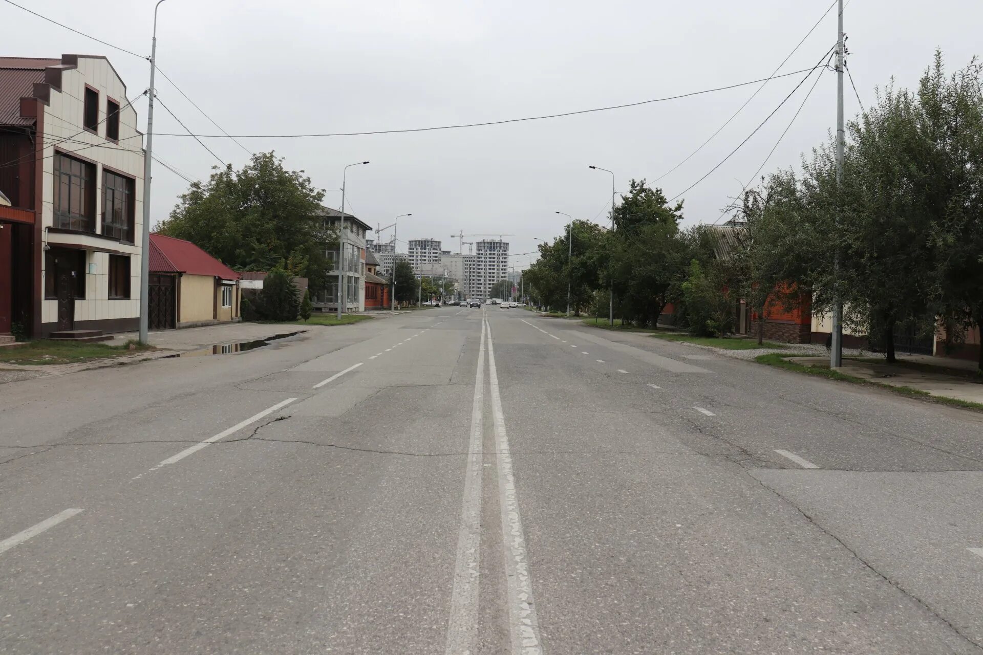 Улицы чеченской республики. Авторханова грозный. улица авторханова в грозном. улицы чечни. улица авторханова 14 грозный.
