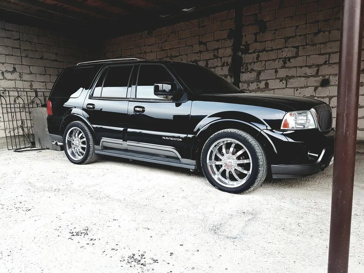 Navigator 5. Lincoln navigator 5. линкольн в саратове. Lincoln navigator 2. Navigator 5.