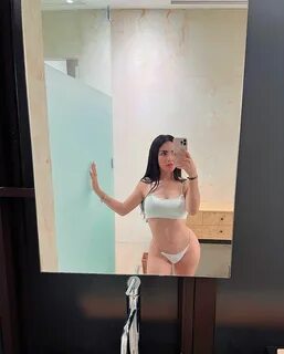 Kimberly loaiza - Foto 16033 Profile Rate.