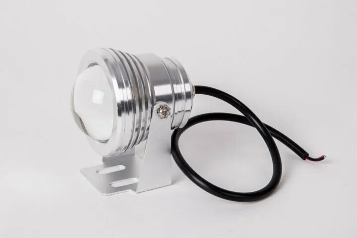 Дополнительные фары tmax3. Линзованная светодиодная фара ближнего света. Led фара 10 вт 52мм. Противотуманная фара led 20w. Линзованная светодиодная фара ближнего света.