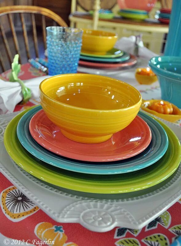 Цветная посуда из керамики. Color dishes. Красивая посуда цветная. Цветная посуда. Яркая посуда.