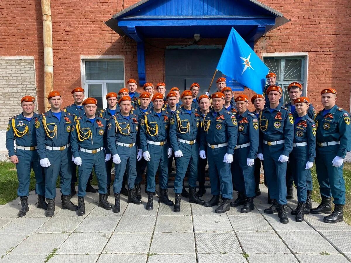 27 декабря 2012 года. Учения мчс рф в декабре. Спасатели россии. Храбров мчс янао. 27 декабря 2012 года.