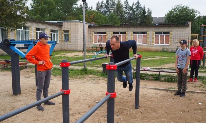 Сайт школ вологодского района вологодской области. Гончаровская школа Вологодского района. Гончаровская школа Выборгского района. Сосновская школа Вологодский район. Непотяговская школа Вологодского района.