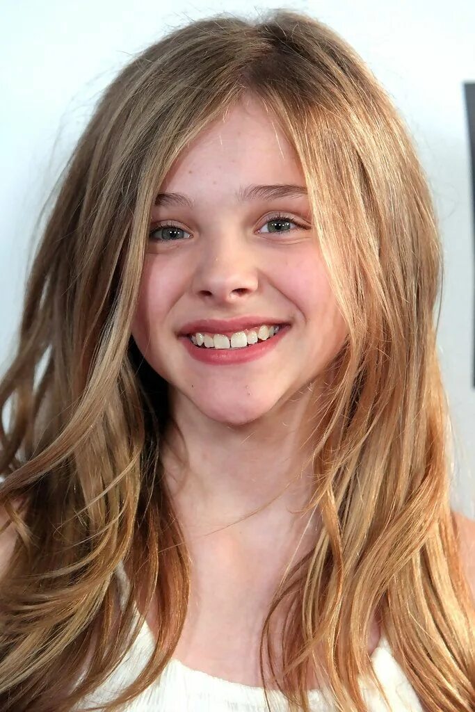 Маленькая грейс. Маленькая грейс. Chloe grace moretz в детстве. Chloe grace moretz. Маленькая грейс.