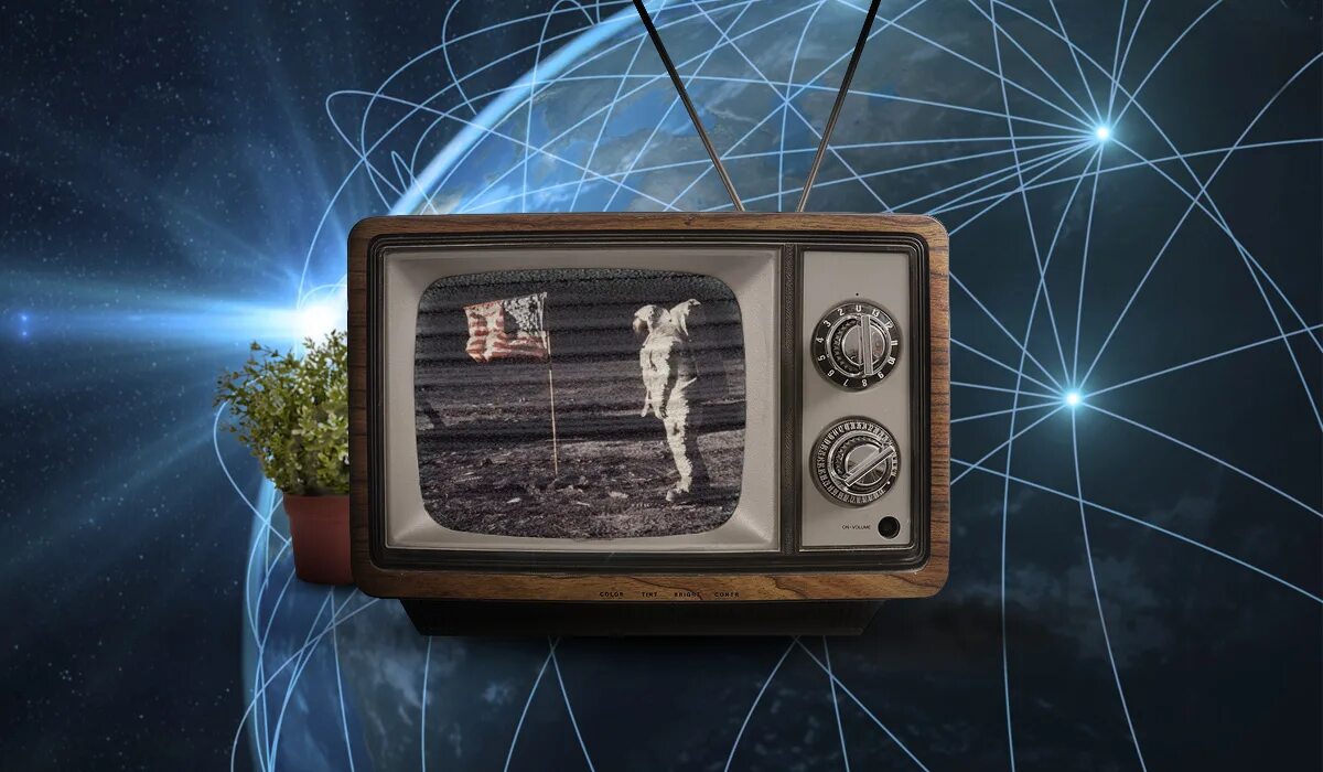 Интернет тв день. Логотип телевидения. День телевидения в россии. Всемирный день информации. Интернет тв день.