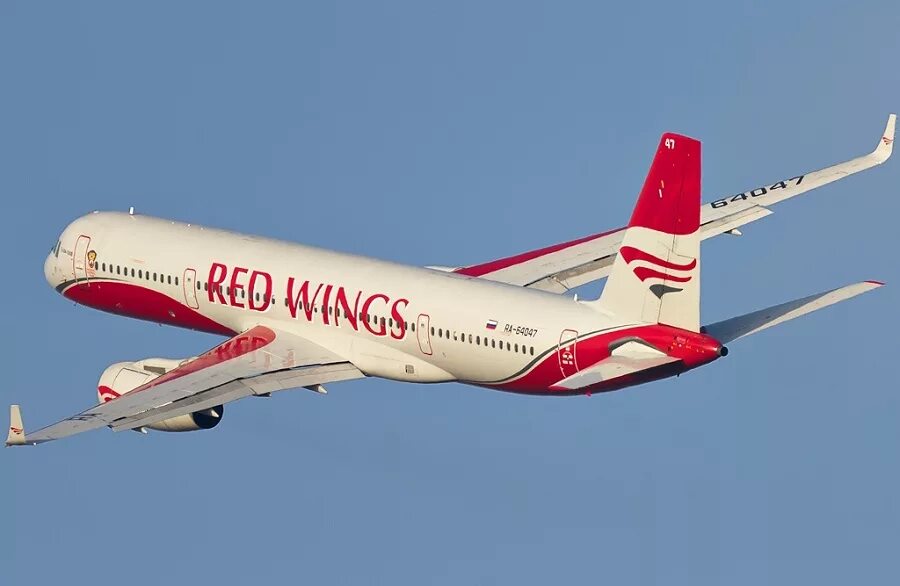 Red wings авиабилеты сайт. Ред Вингс самолеты. Самолёт ту 204 Red Wings. Боинг 737 ред Вингс. Ту 204 Red Wings ra 64047.