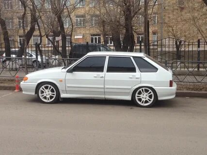 14 белого цвета