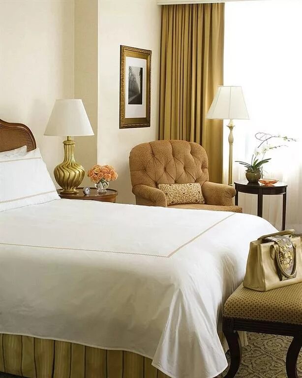 Le meridien nice. Dbl- double room (дабл рум). Бутик отель в лондоне. Номер гостиницы на английском. Ascot перевод.