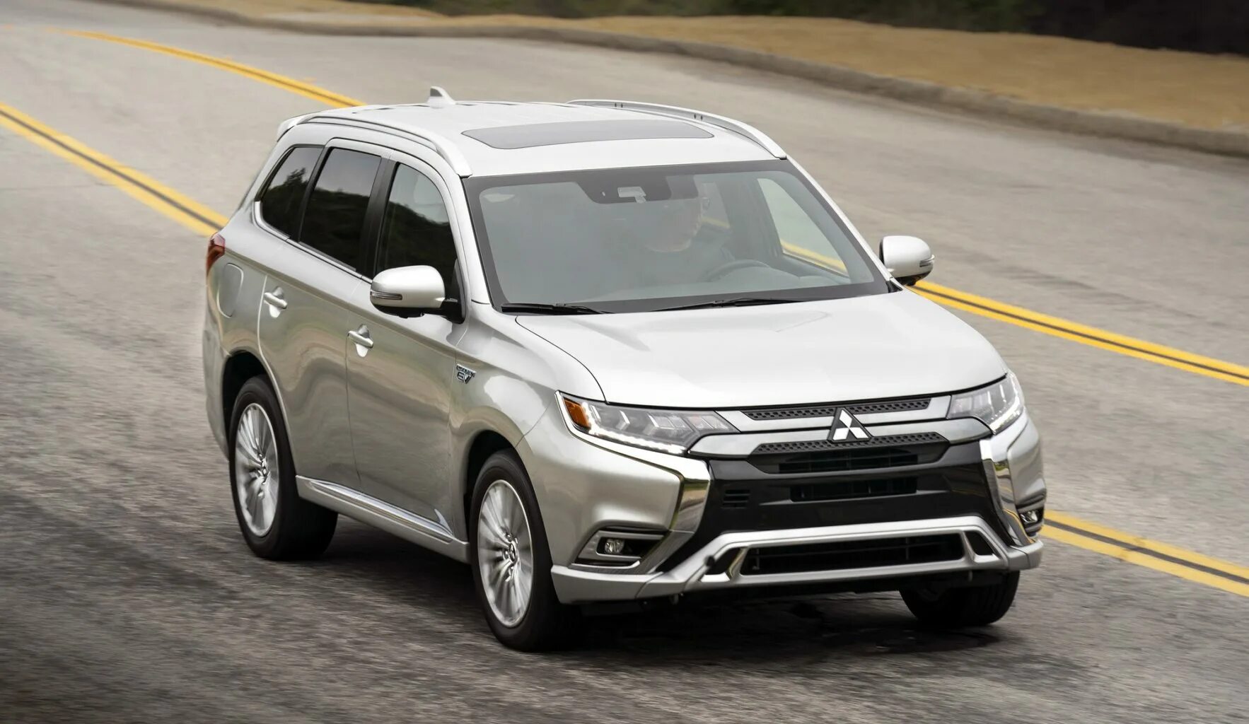 Mitsubishi phev. Mitsubishi outlander phev 2025. митсубиси аутлендер 2025. митсубиси аутлендер гибрид. мицубиси outlander 2025.