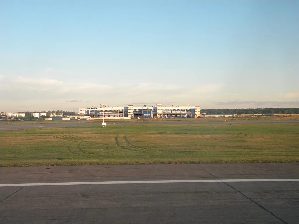 Пгт толмачево. Толмачево грузовой терминал. cargo terminal толмачево. новосибирск село толмачёва.