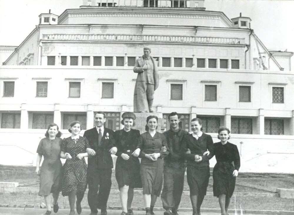 Иваново в годы великой отечественной войны. Иваново 1941 год. Иваново в годы Великой Отечественной войны 1941-1945. Меланжевый комбинат Иваново в годы войны 1941-1945 здание.