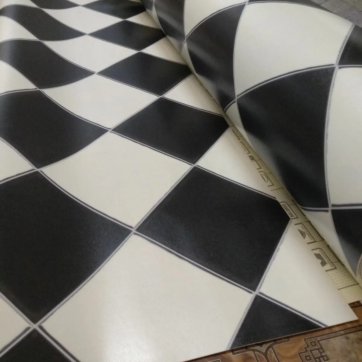 Strong plus chess. Линолеум juteks trend chess 3_900d. линолеум juteks chess 3_900. линолеум полукоммерческий, ютекс стронг чесс 4. линолеум juteks strong plus chess.