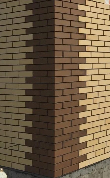 отделка домов кирпичом. дом из красного и коричневого кирпича. фасад из облицовочного кирпича. окантовка из кирпича коричневого. фасад из облицовочного кирпича.