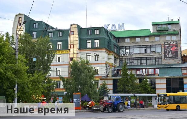 Проспект строителей 16 барнаул. Дом быта факел владимир. Квадро-интерьер барнаул проспект строителей 14а. Проспект строителей 16б владимир. Проспект строителей барнаул.