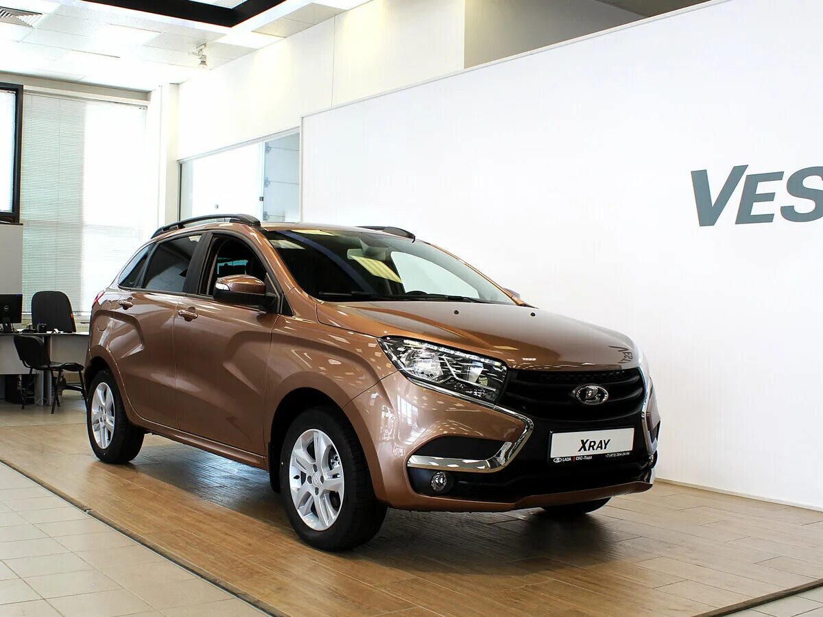 Купить новый Lada (ВАЗ) XRAY I 1.6 MT (106 л.с.) бензин механика в Москве: сереб