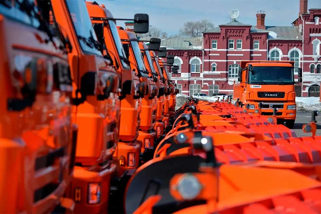 Карта работы коммунальной техники. Коммунальная техника. Дорожно Коммунальная техника. Коммунальная спецтехника. Коммунальная техника ЖКХ.