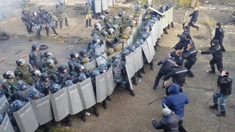 Захват ик. Массовые беспорядки ФСИН. Массовые беспорядки в ИК. Массовые беспорядки в колонии.