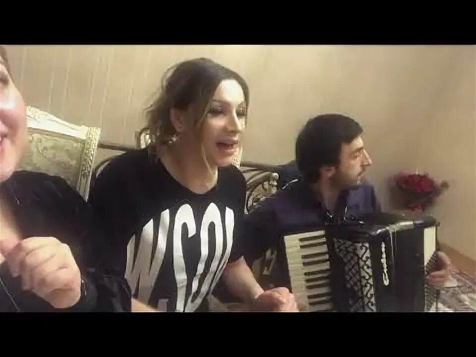 Аварские песни на баяне. Аварский гимн. Аварцы на баяне зажигают. Аварская песня. Красивые аварские песни.