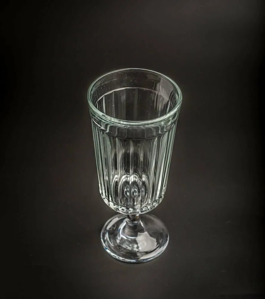 Стакан magnus 95005. Рюмки лафитники клеймо дхз. Граненые рюмки на ножке. Мальцов 1790 рюмки. Рюмка граненая на ножке лафитник 50 мл.