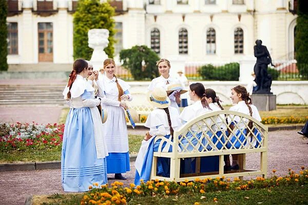 Про благородных девиц. Смольный институт благородных девиц сериал. школа благородных девиц сериал. институт благородных девиц сериал спб. школа благородных девиц в санкт-петербурге.