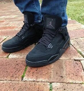 Nike jordan 4 black cat