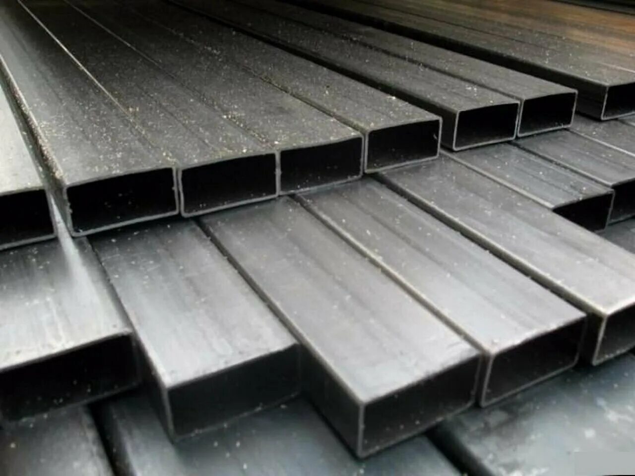 труба профильная алюминиевая ад31т 40х20х2, l=3000, 4000. труба профильная 15х15х1,5 l=6,0 м. профильная труба 40 20. х 3х 20 х 2. труба профильная нержавеющая aisi 304.