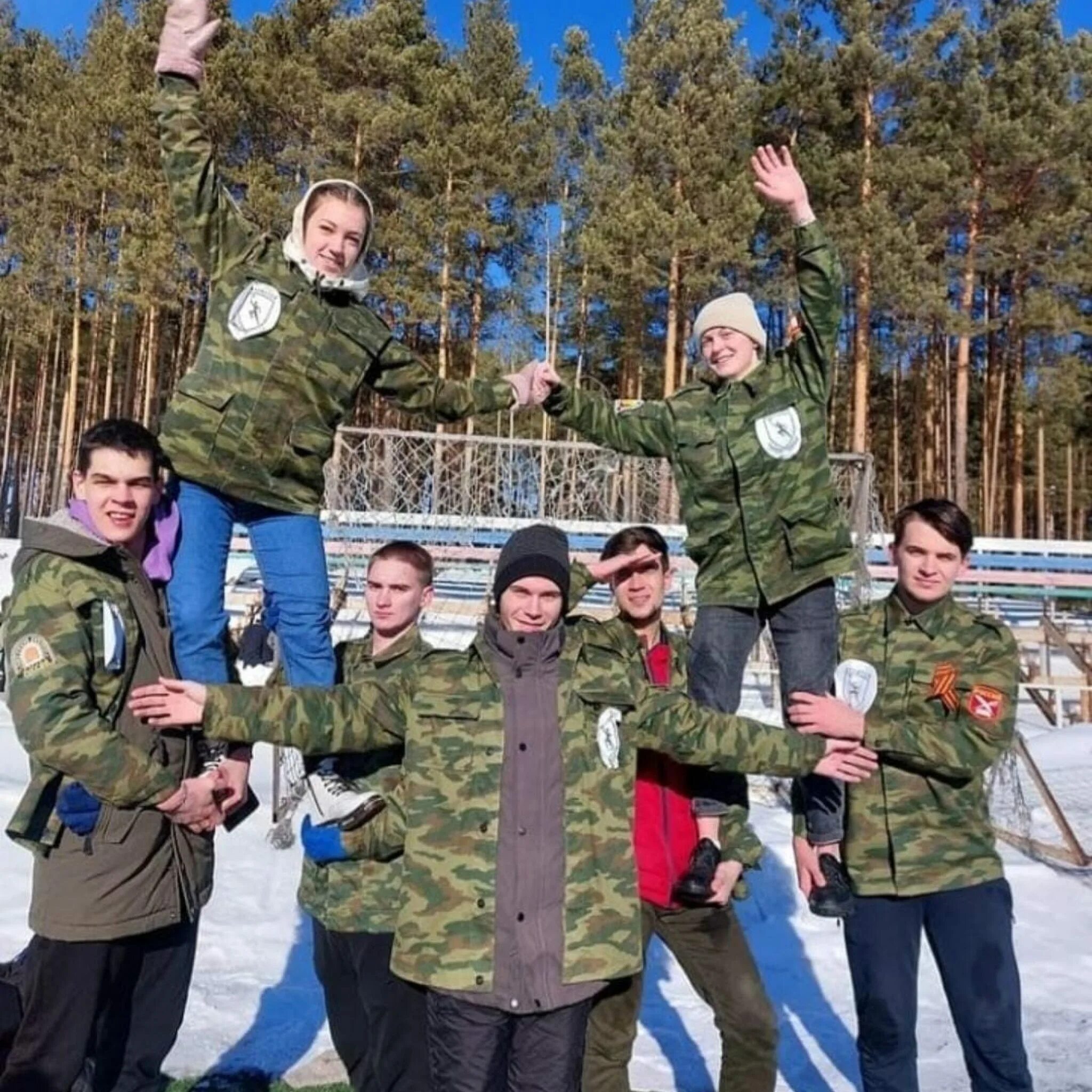 Военно-патриотические игры для школьников в чечне 2022г. Военно-спортивная игра зарница. Цивильск зарница 2022. Зарница 2022. Военно-спортивная игра зарница.