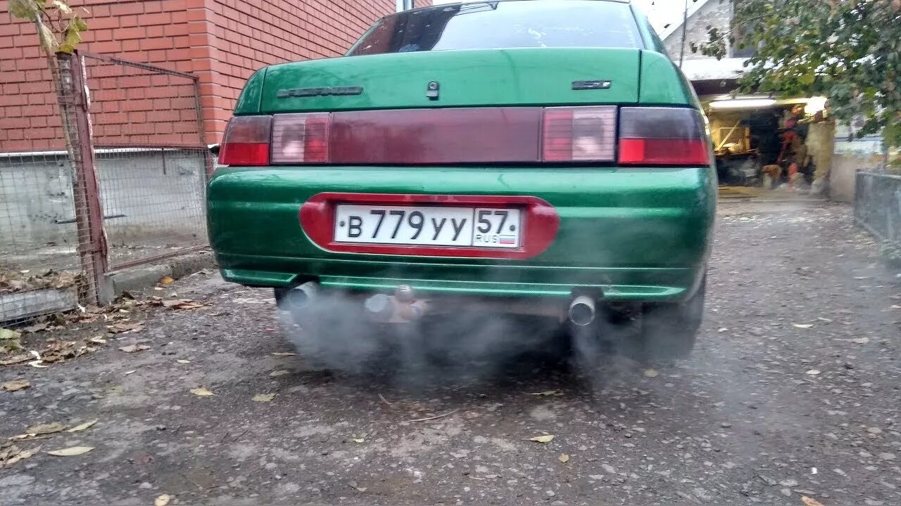 Двойной выхлоп ваз 2110. Двойной выхлоп ваз 2112 купе. Раздвоенный выхлоп на ваз 2110. Выхлоп на ваз 2112. Ваз 2112 2 выхлоп.
