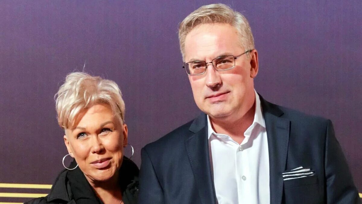 Ни за что не угадаете, про кого речь. Этот ведущий воспитал как родных двух маль