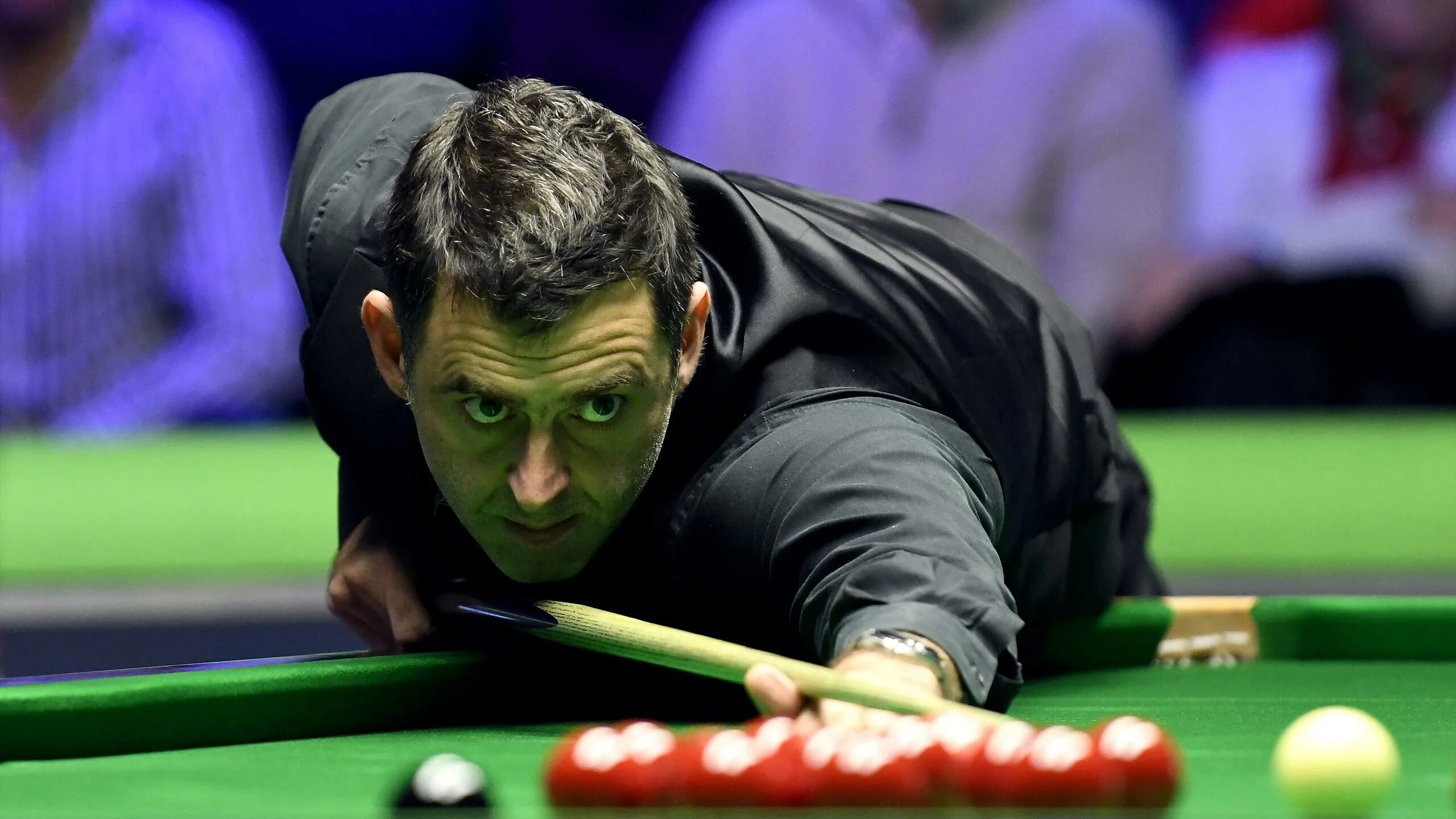 Ронни о’Салливан. Ronnie o'Sullivan Snooker. Спорт снукер в Великобритании. Century break