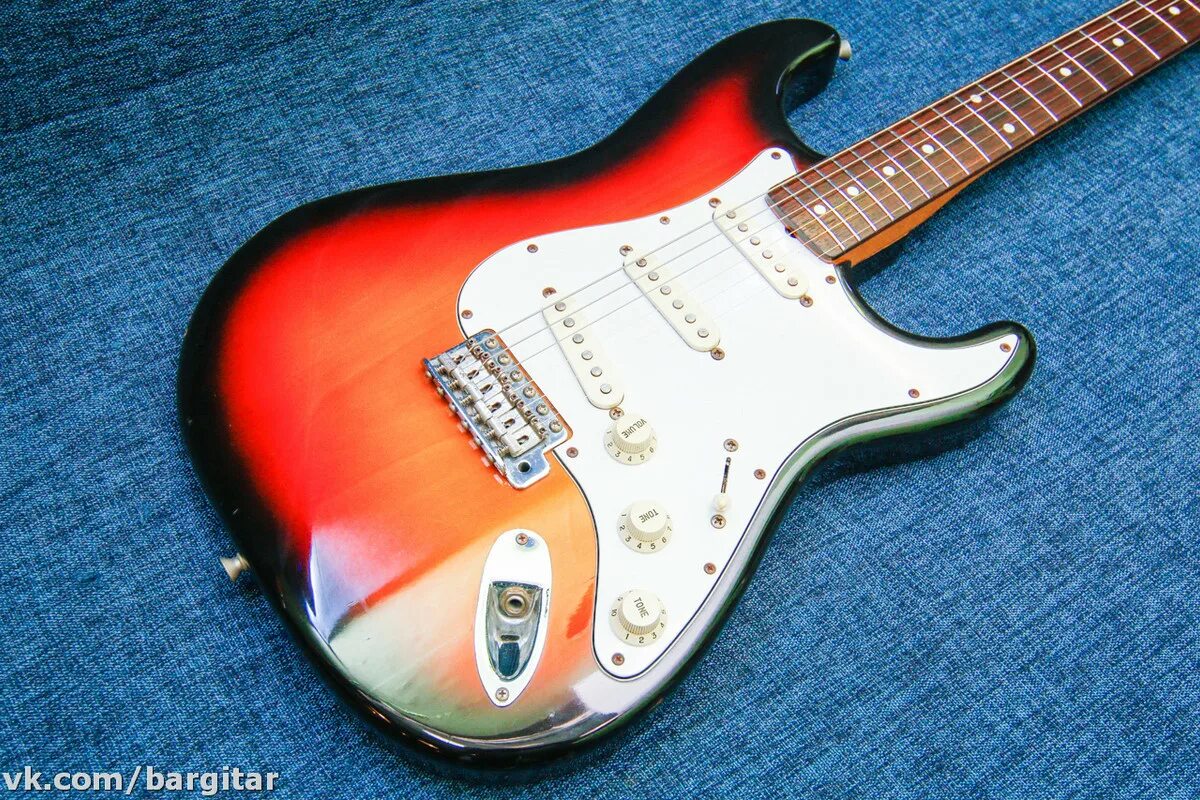 Fender st62 1988. Fender St 62 body. Электрогитара авито Москва. Продам гитару Ялана.