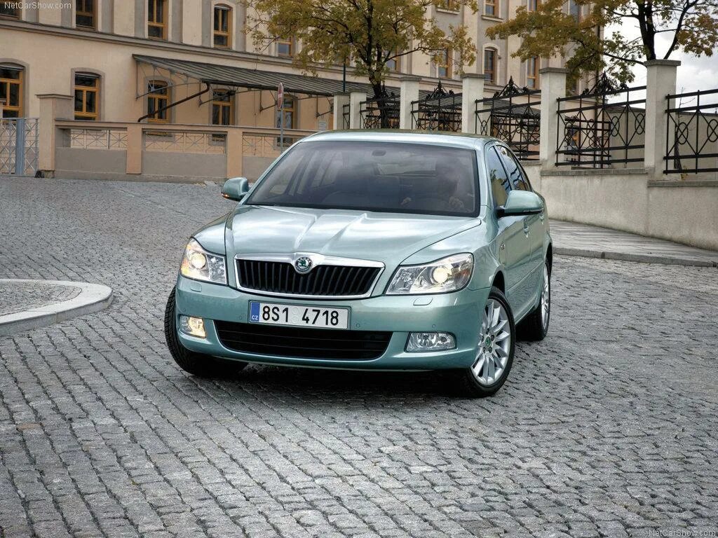 Skoda Octavia 2. Купить шкода а5 москве