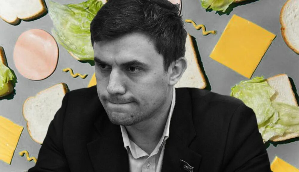 Депутат из саратова. Депутат прожил месяц. Депутат прожил месяц. Депутат прожил месяц. Депутат прожил месяц.