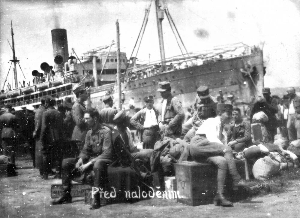 Мексиканский эмигрант. Владивосток 1920 год. Люди уезжают. Эмиграция через. Эмиграция через.