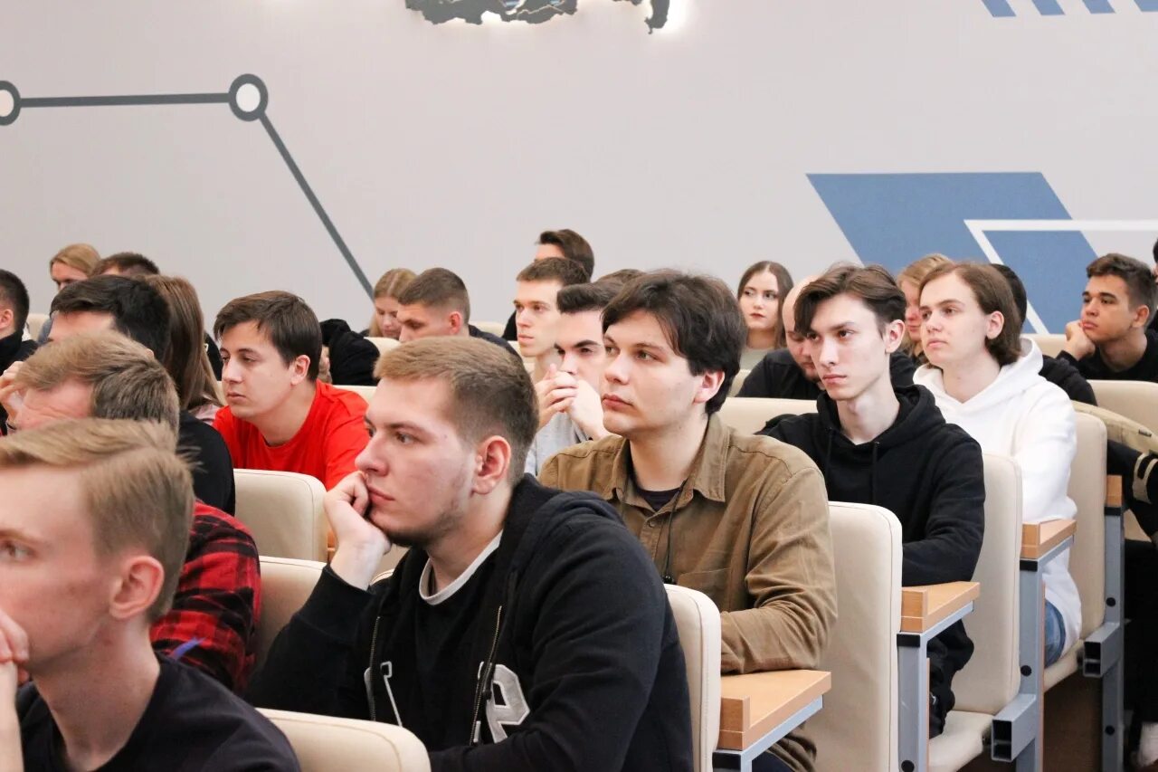 Student expert