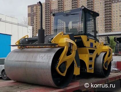 Каток bomag