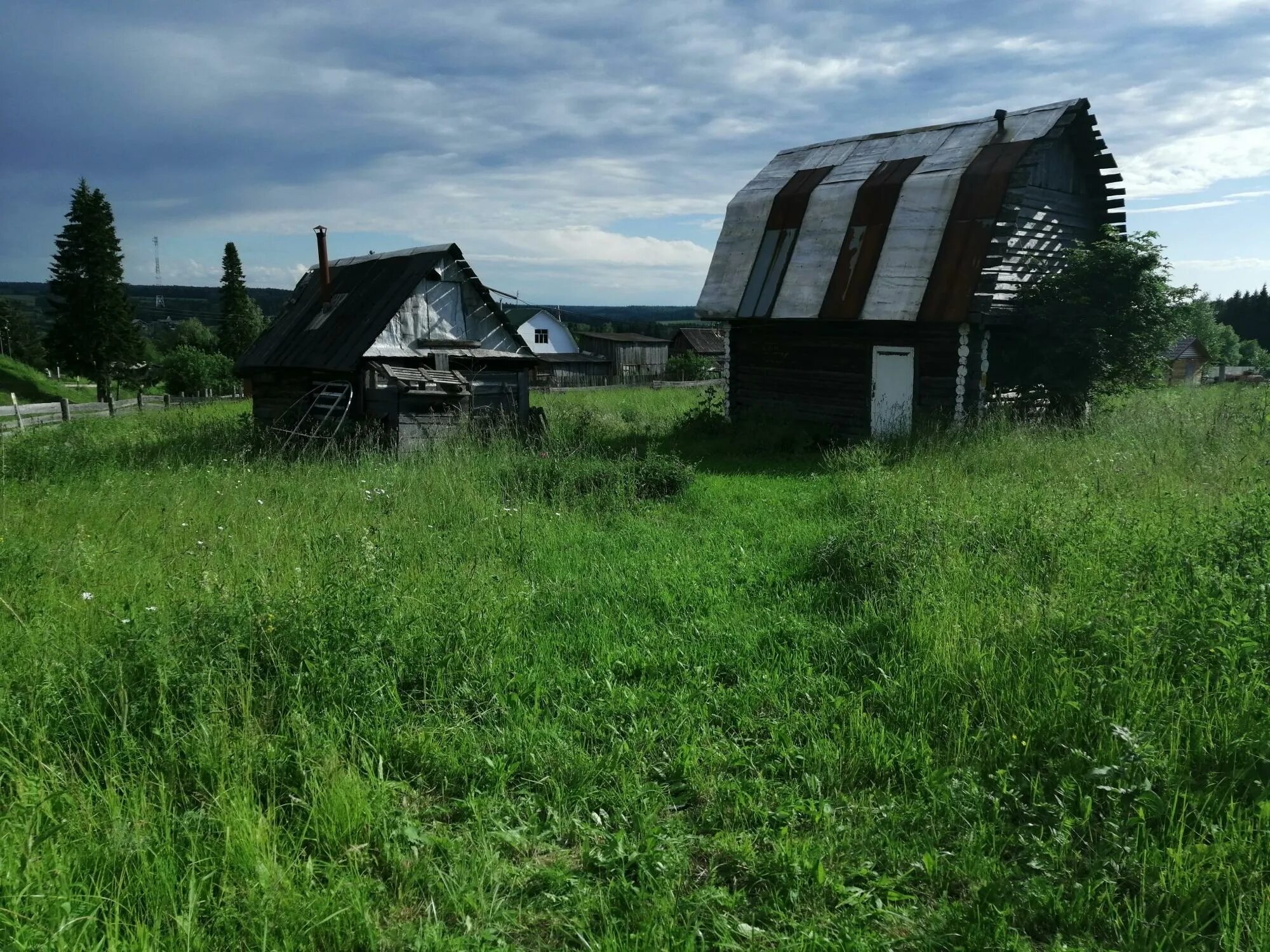 Деревня мокино алапаевский район. Мостовая пермский край двуреченское сельское поселение. Деревня мостовая пермь. Деревня красный луг суксунский район. Пермский край осинский район деревня пермякова.
