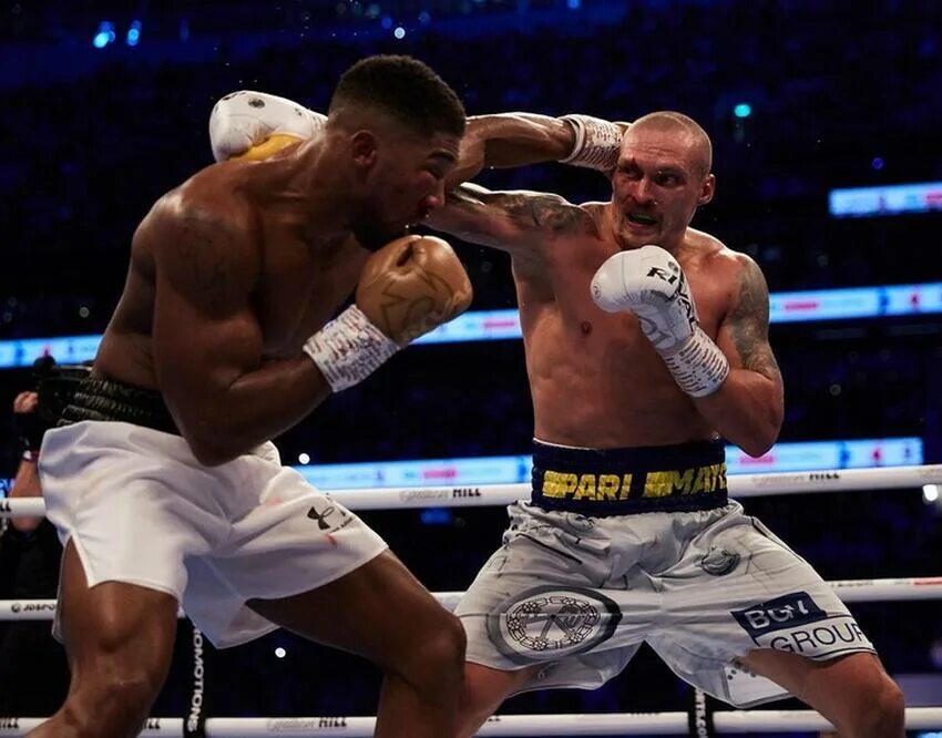 Ислам махачев м-1. Конор макгрегор порье. Макгрегор порье 3 взвешивание. Джошуа эдвардс боксер. Дастин порье макгрегор бой.