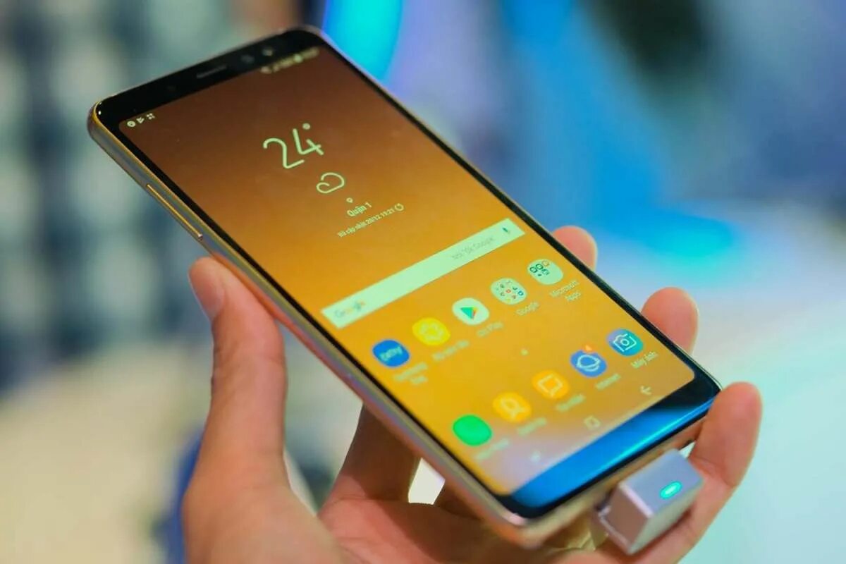 Смартфон Samsung Galaxy a8. Самсунг галакси а8 2018. Samsung Galaxy a6 2018. Samsung a8 2018.