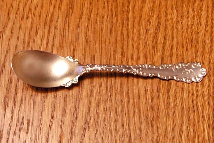 ложка чайная ''viola''. ложка 84 проба серебряная 1891. серебряная ложечка. чайная ложка клеймо звездочка 875. ложка серебро позолота 916 проба.