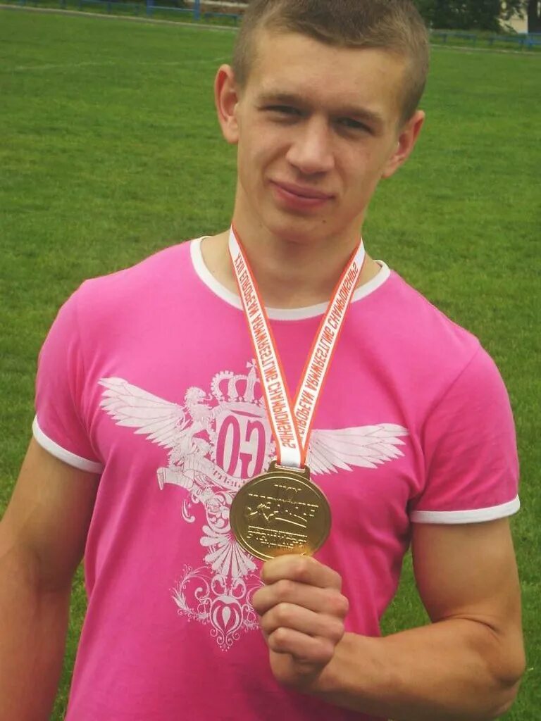 Украинский армрестлер олег жох. Oleg zhokh. Олег жог. Олег жох. Украинский армрестлер олег жох.