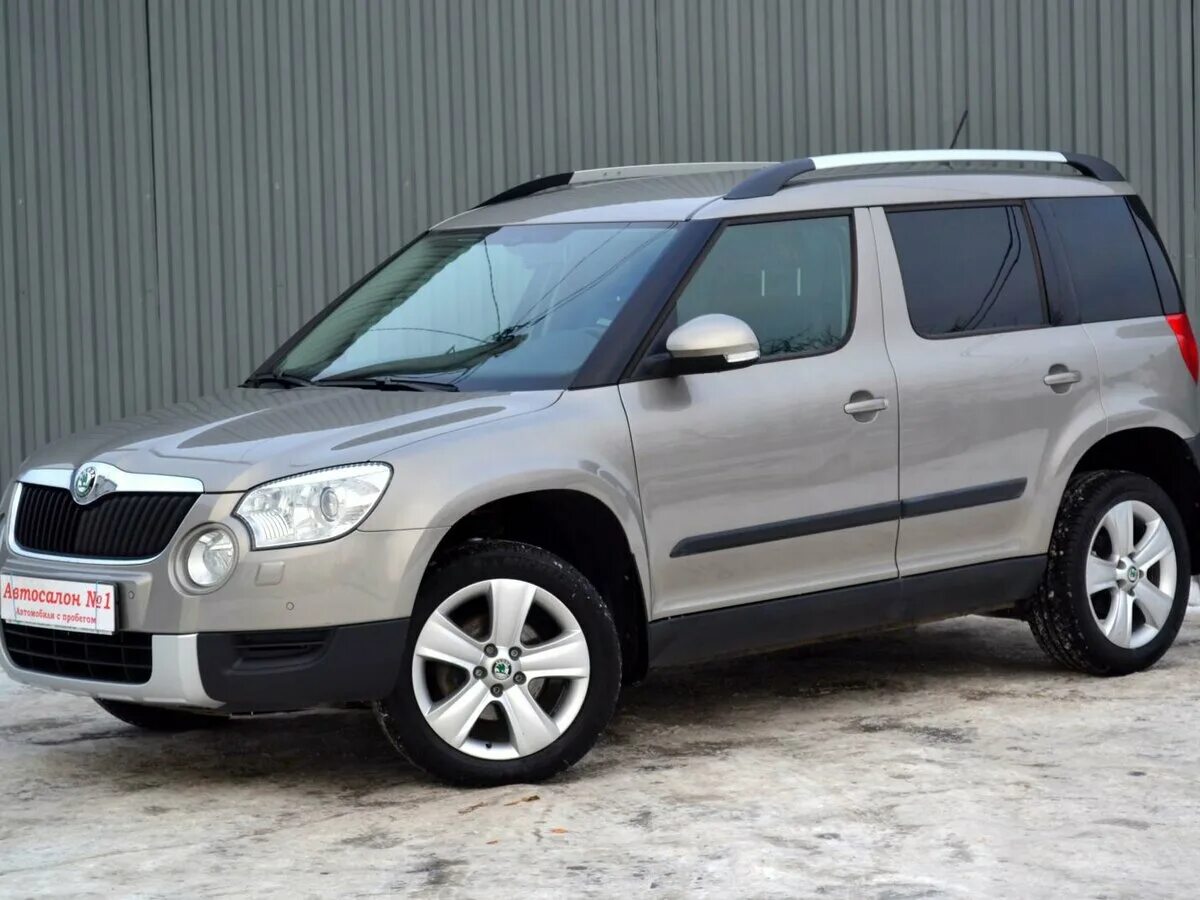 Шкода йети 2012 год. Шкода етти 2012. Skoda Yeti 1. Шкода етти 2012 года 1.8. Шкода Йети серая 2012.