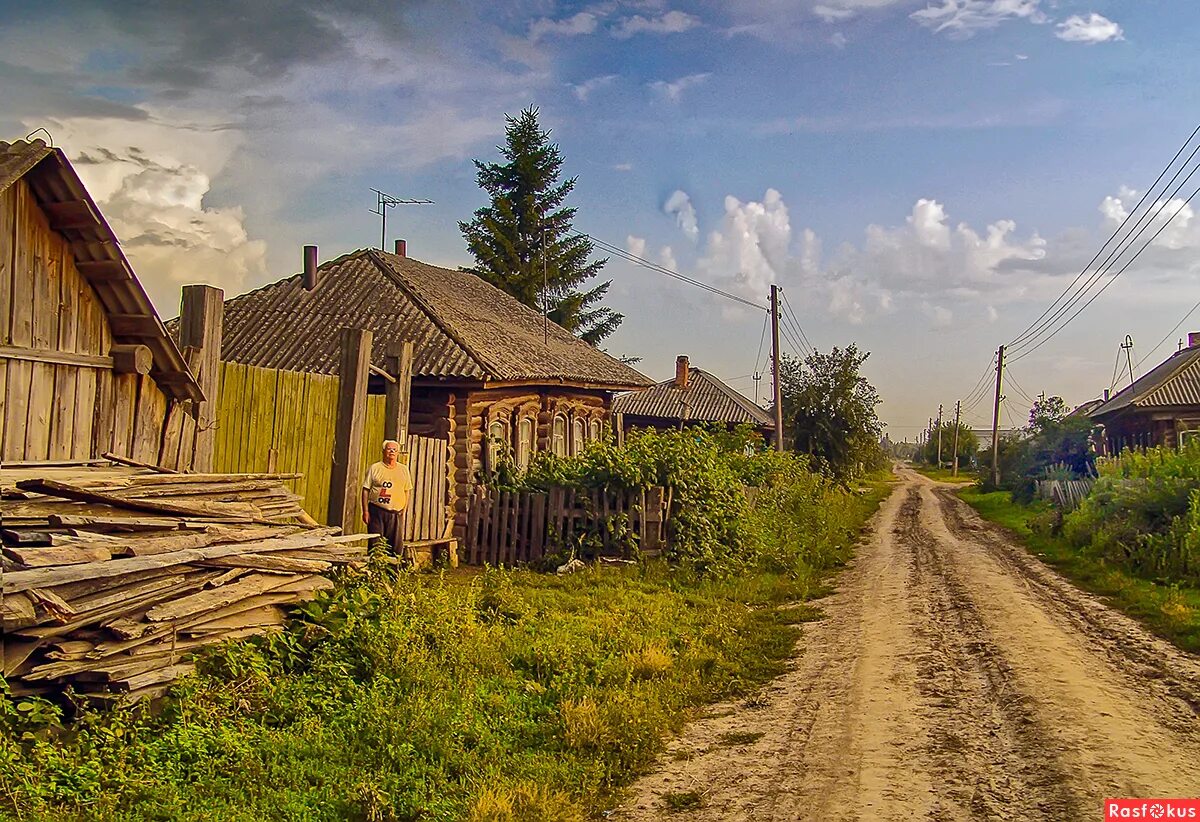 Г деревне. Сибирская деревня, поселок, село. Деревня в Сибири. Река Посольная Красноярский край. Современная деревня.