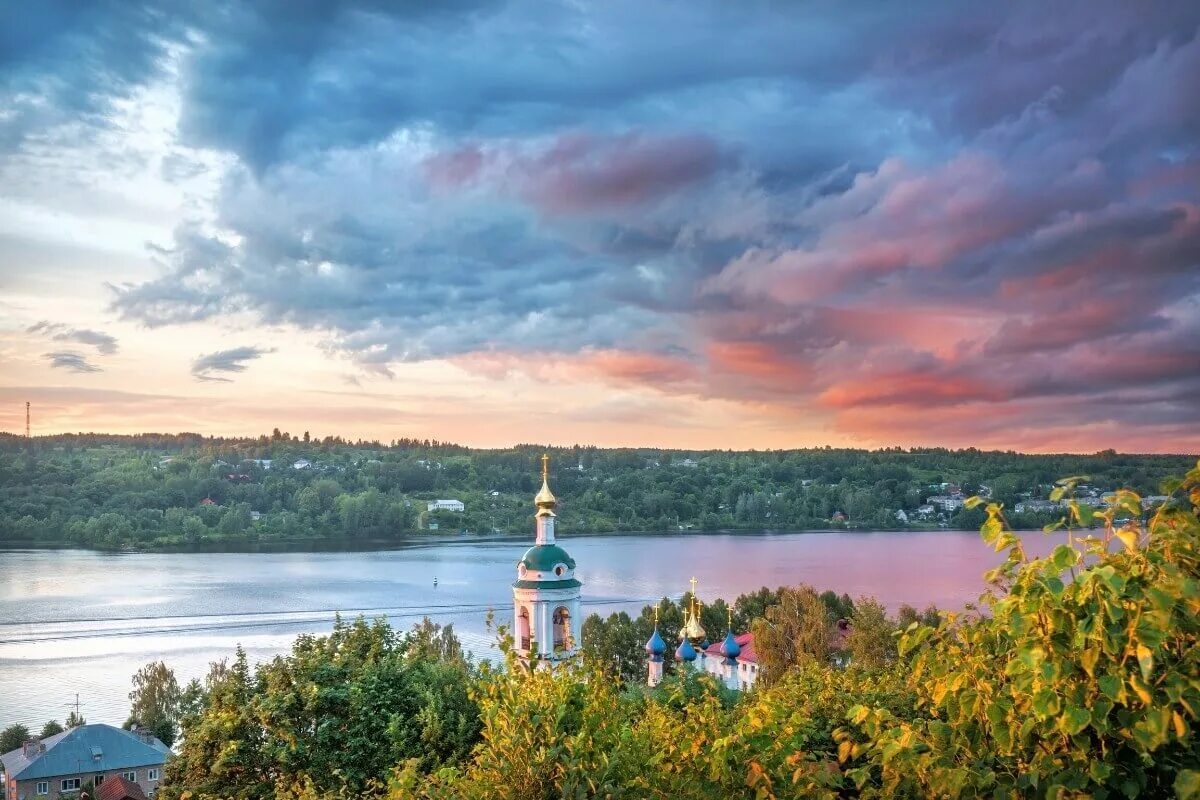 Варваринская Церковь (плёс). Ярославль Кострома Плес Волга. Новый Плес Казань. Плес Варваринская Церковь Левитан.