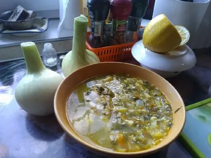 Рецепт щавелевого супа с яйцом и курицей
