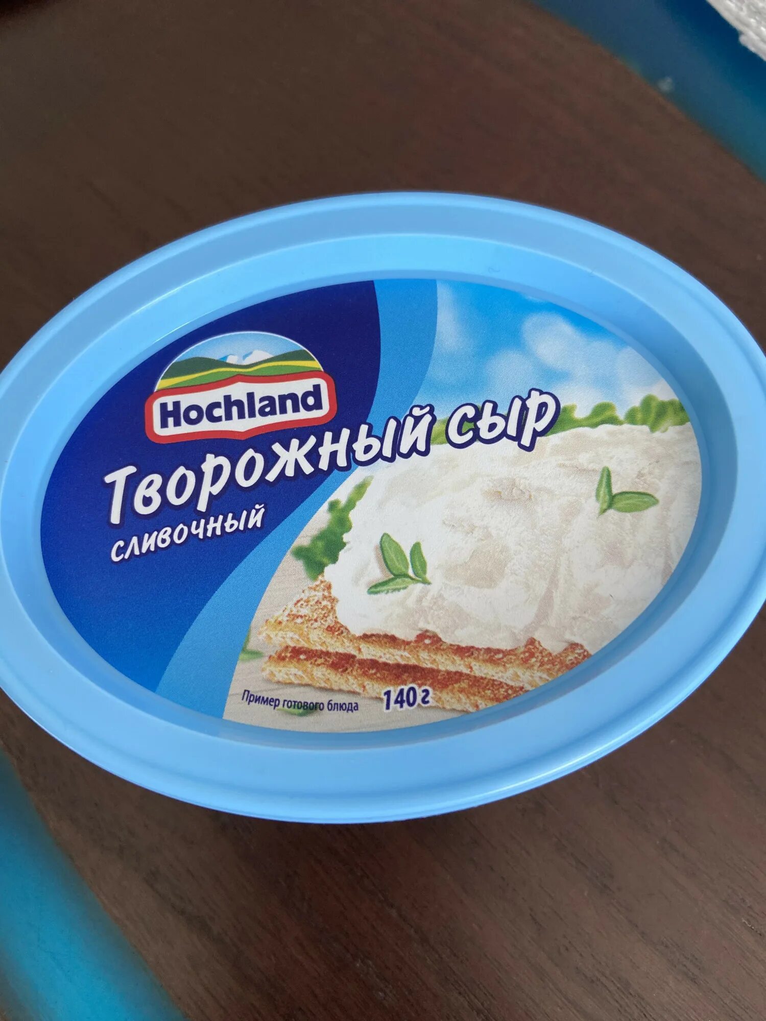 Какой сыр подойдет для чизкейка. Творожный сыр хохланд для крема. сливочный сыр хохланд для торта. сыр крем чиз хохланд. творожный сыр для торта.