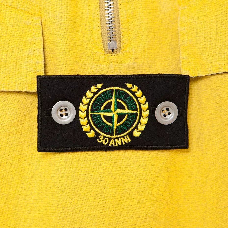 Стон жесткий сильный. Stone Island 30 anni. Куртка стон Исланд 30 anni. Stone Island патч 30. Патч Stone Island 30 anni.