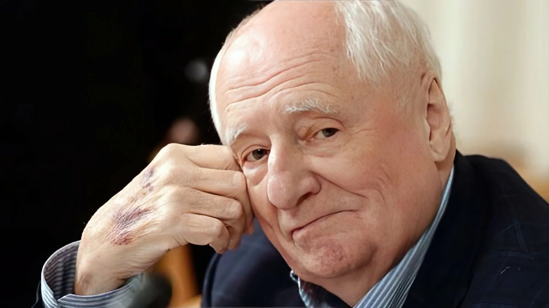 Марком захаровым. Марком захаровым. Марком захаровым. М захаров режиссер. Марком захаровым.